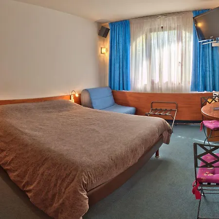Hotel Le Dauphin Blanc Saint Ismier