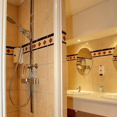 Le Dauphin Blanc Hotel 2*