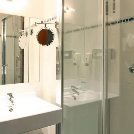 Hotel Le Dauphin Blanc Saint Ismier